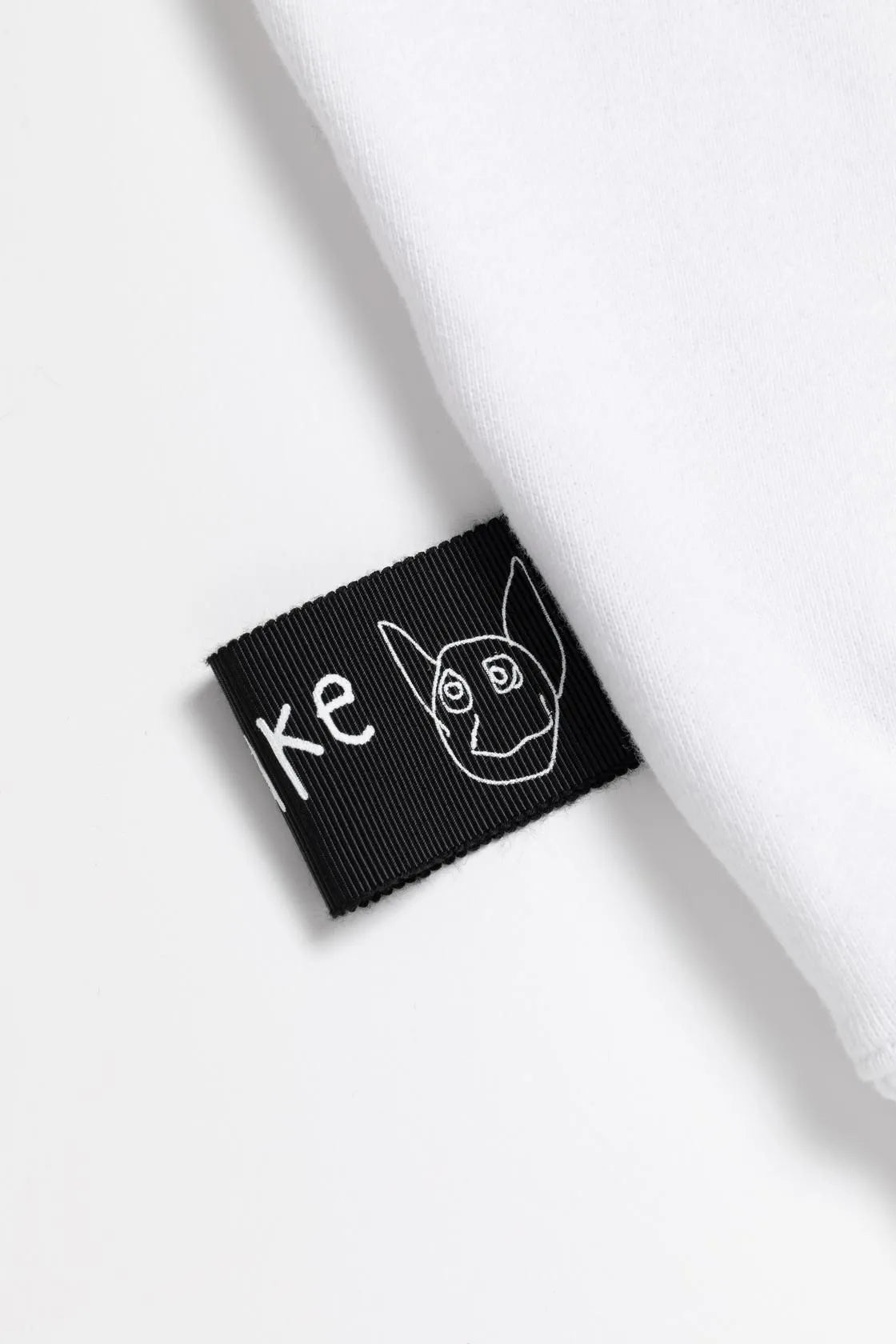 IJ SWEATSHIRT (WHITE)