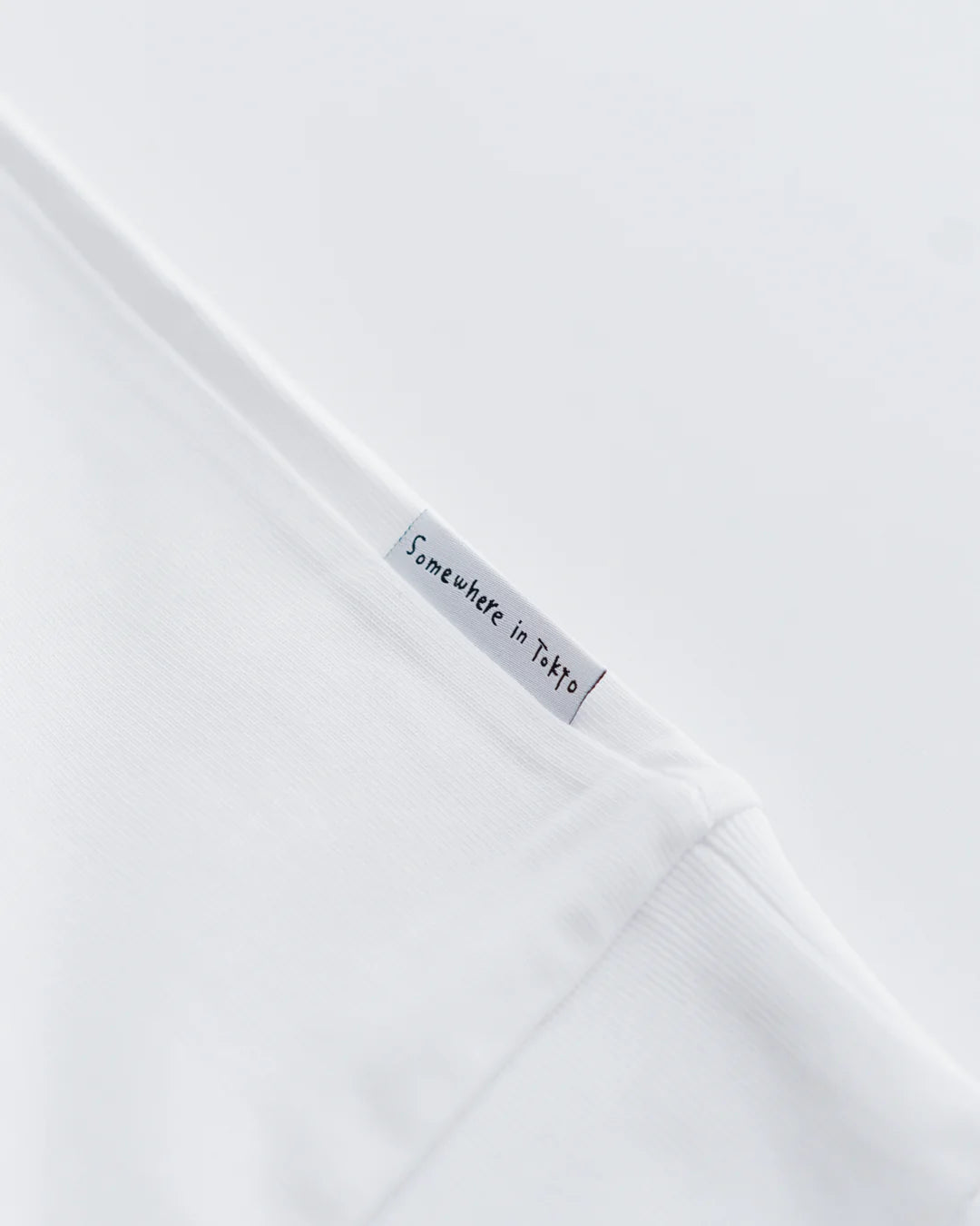 Wine Stain Sweatshirt Tee / Designed by SiT (WHITE)