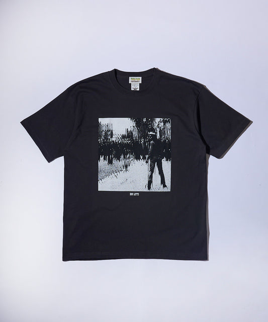 LONDON CALLING S/S TEE (CHARCOAL)