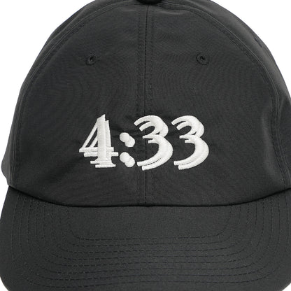 PRE CURVE BRIM 6 PANEL CAP (4:33) BLACK (WHITE EMB)