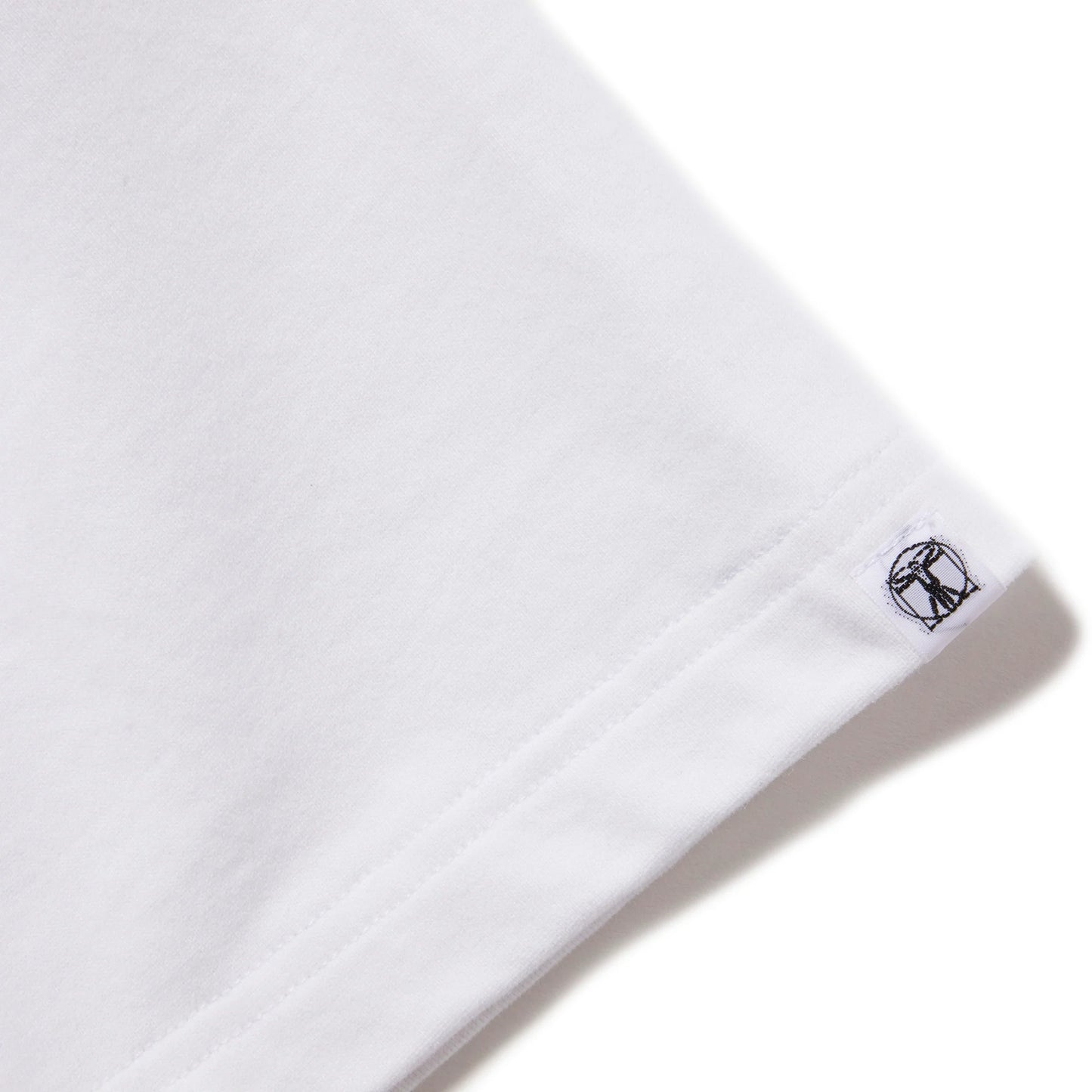 S/S PRINT TEE (VOICES SCARY) WHITE